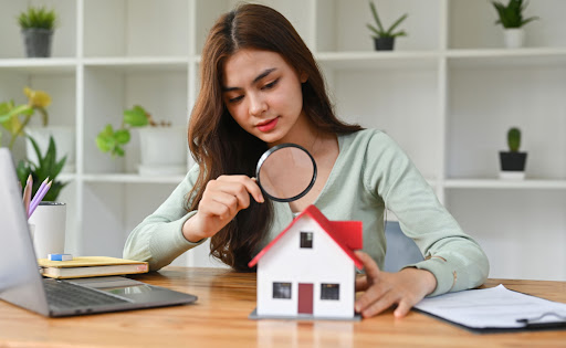 A girl with magnifying glass